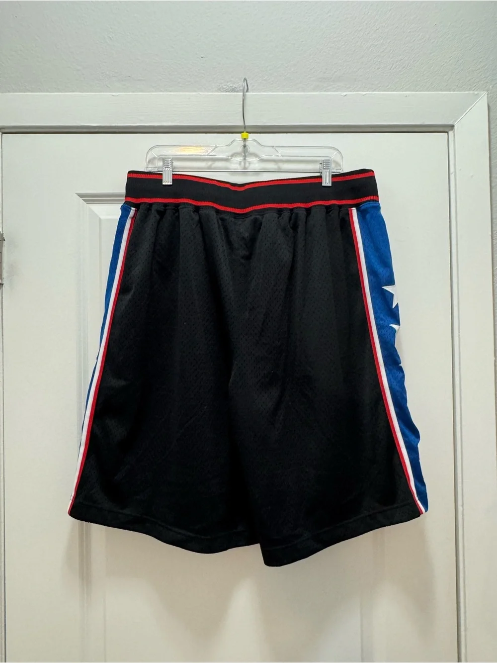 Vintage 90s Nike Team Sports Philadelphia 76ers 1977 Basketball NBA Shorts - Picture 6 of 6